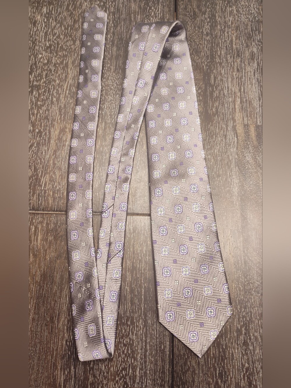 Robert Talbott Best Of Classs Geometric Pattern Silk Tie Light Gray and Lavender